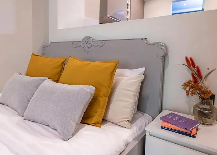 The Mint\'S Studio Synesiou - Lycabettus Hill